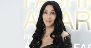 Impacto en la vida de Cher: a sus 79 años descubre que es abuela de una adolescente tras inesperada llamada