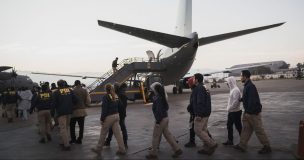 Experto en migración aborda los desafíos del primer vuelo de expulsión del gobierno de Presidente Kast