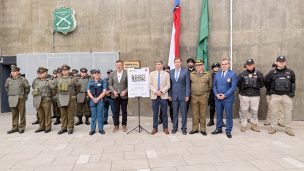 Metro de Santiago y Ñuñoa firman convenio para reforzar la seguridad y el control del comercio ilegal en la red