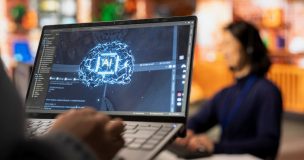 Avisos laborales que exigen habilidades en IA aumentan en Chile y revelan cambio clave en el empleo