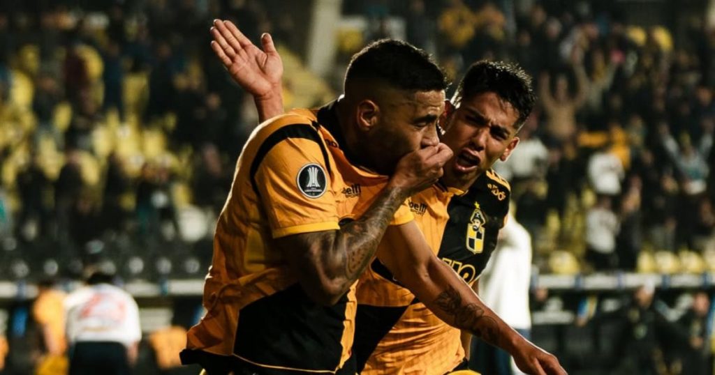 Coquimbo Unido empata con Nacional en su esperado regreso a la Copa Libertadores