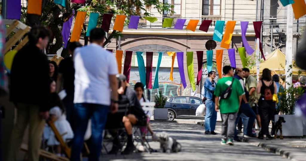 Cultura y música en Independencia: Mercadito Las Telas celebrará su tercera edición