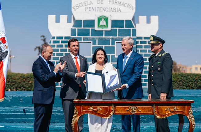 Presidente Kast promulga reforma constitucional que incorpora a Gendarmería a las Fuerzas de Orden y Seguridad