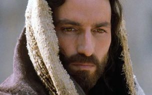 Experto analiza cómo el cine ha construido las representaciones de Jesús a lo largo del tiempo