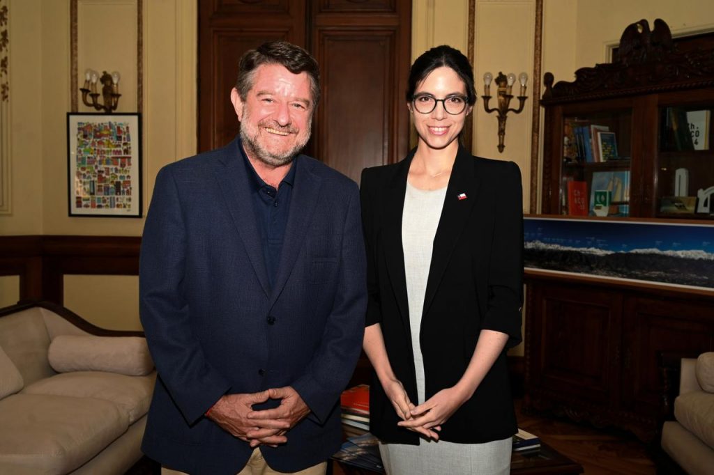 Orrego y ministra de Medio Ambiente acuerdan agenda conjunta y destraban proyecto en Tupungato