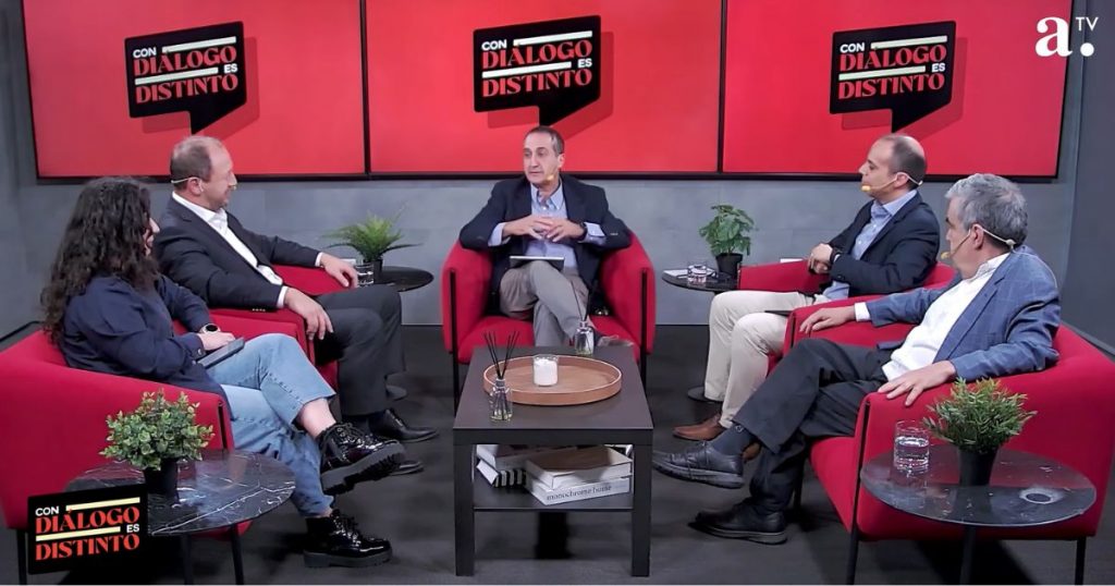 Con Diálogo: Panel discute alcances e implicancias del Plan de Reconstrucción Nacional