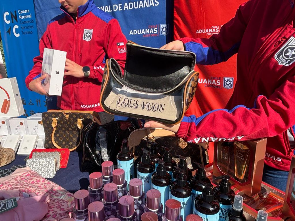 Aduanas y Cámara de Comercio alertan por aumento de perfumes falsificados previo al Día de la Madre