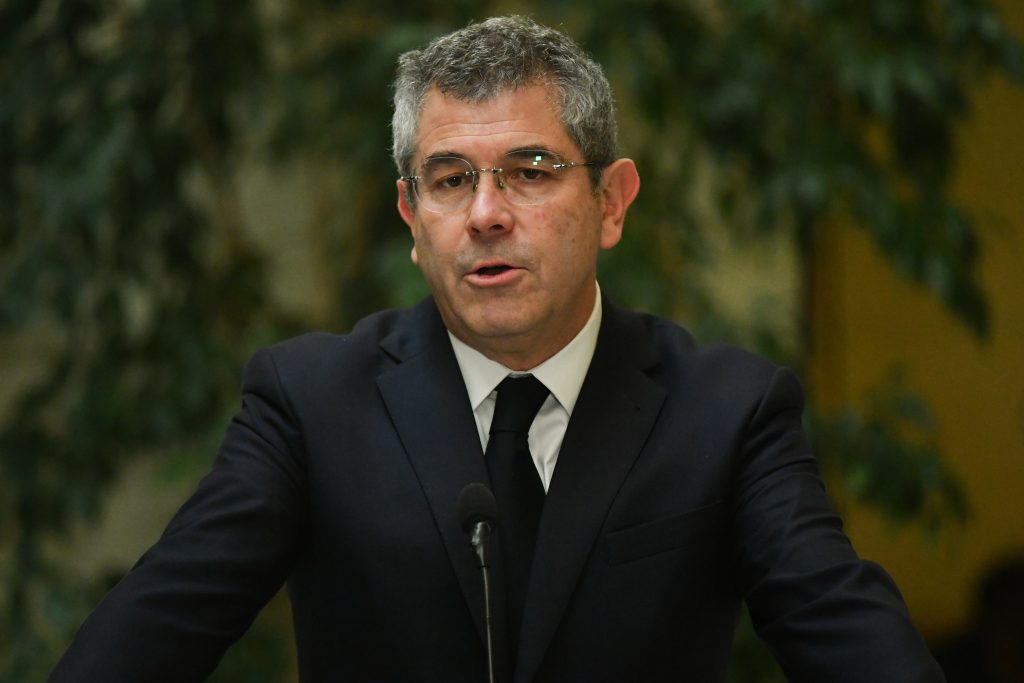 Subsecretario Jouannet anuncia plan para revertir caída de carabineros: “Vamos a formar un 150% más”
