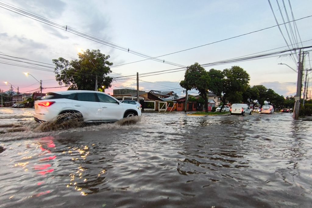 SEC instruye a eléctricas reforzar planes de contingencia ante sistema frontal