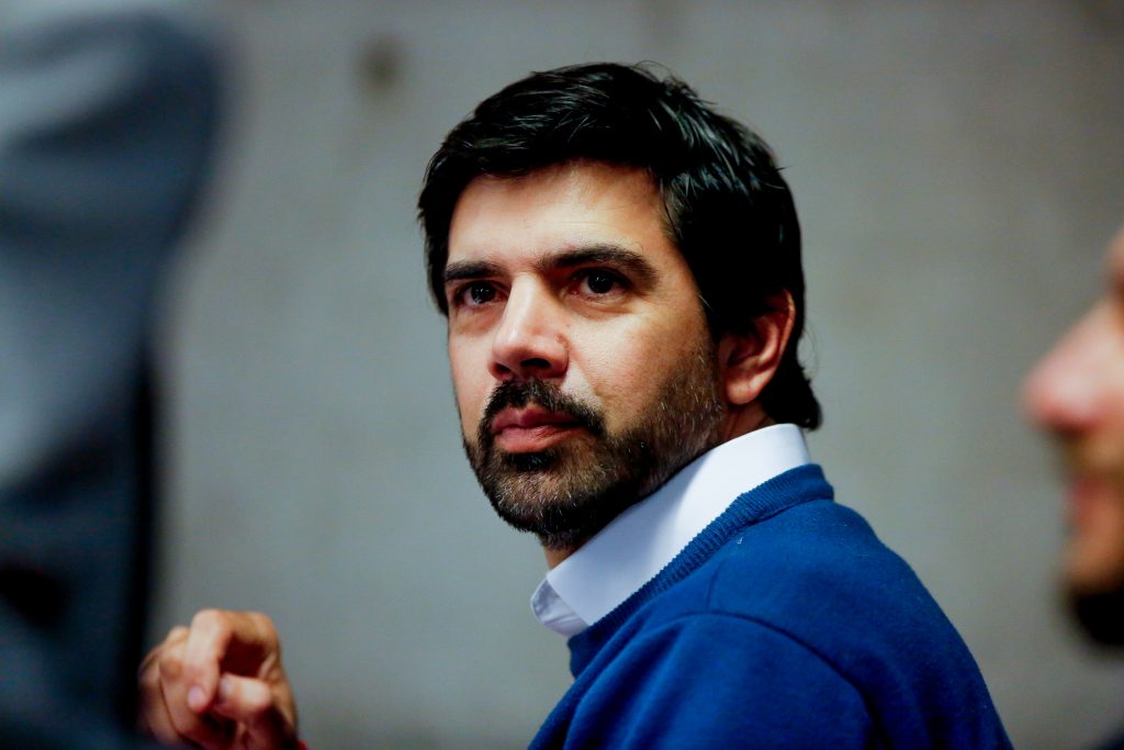 Joaquín Lavín acusa que el Ministerio Público hace 