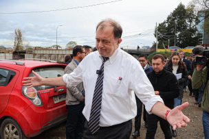 Poduje se reúne con Kast y admite que “siempre hay que hacer autocrítica respecto a las formas”