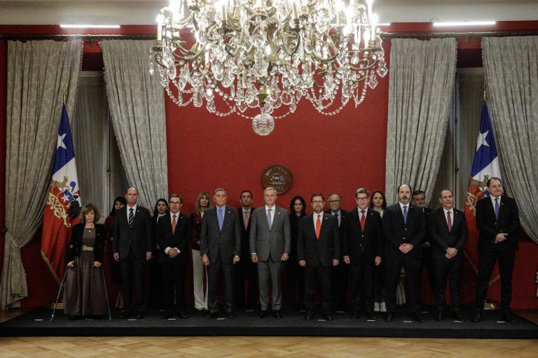 Nuevos biministros Arrau, Alvarado y De Grange asumen responsabilidades y abordan desafíos