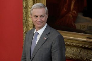 Gobierno solicitará antecedentes por exhibición con dibujos del Presidente Kast en museo de Vallenar