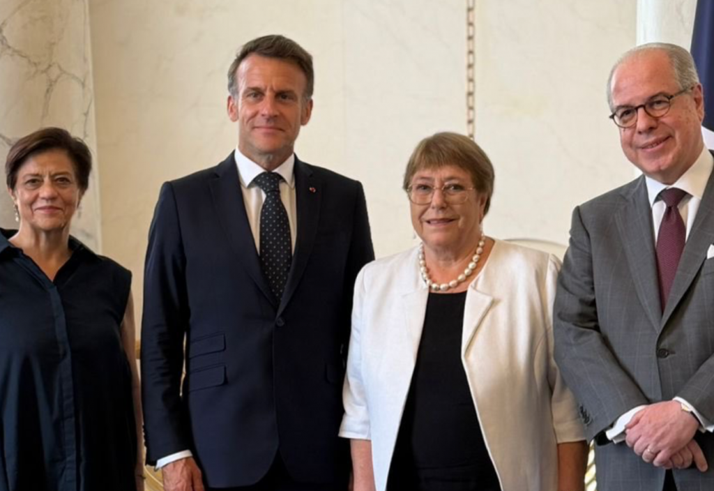 Michelle Bachelet se reúne con Emmanuel Macron con miras a la secretaría general de la ONU