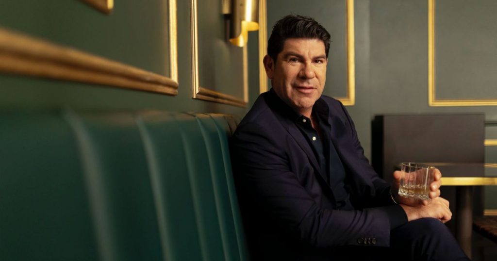 Marcelo Salas recrea su icónica celebración para exclusiva edición mundialera de Tequila Don Julio