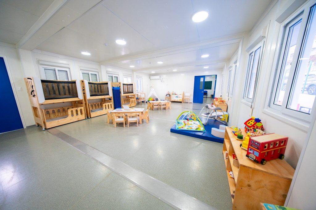 A sólo meses de los incendios: CMPC y Desafío Levantemos Chile inauguran nueva sala cuna en Lirquén