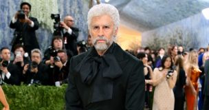 Bad Bunny sorprendió en la Met Gala 2026: la razón detrás de su maquillaje de anciano