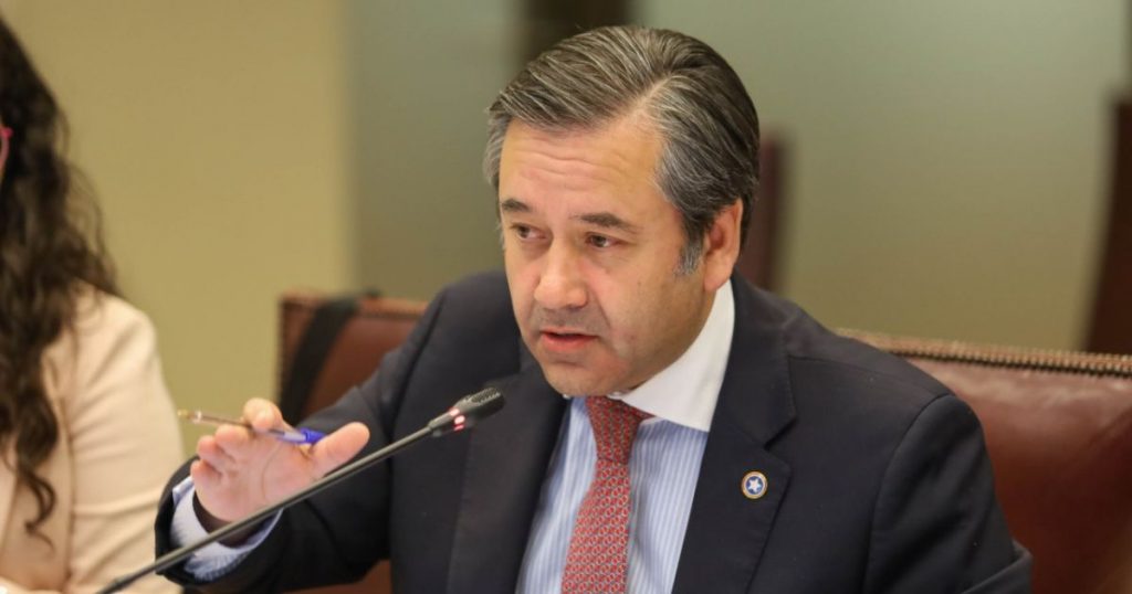 Presidente de Comisión de Hacienda por urgencia del proyecto: 