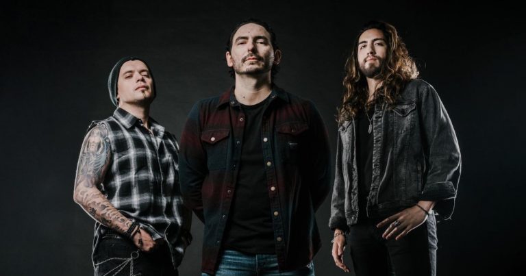 Evolema estrenó “El Fin” y confirmó concierto para lanzar su primer álbum en Santiago