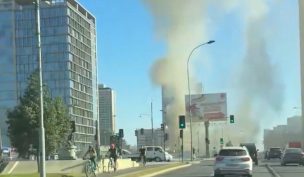Alerta en Estación Central: incendio genera problemas de tránsito en plena Alameda