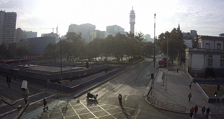 Alameda al oriente permanece cerrada por incidentes frente al Instituto Nacional