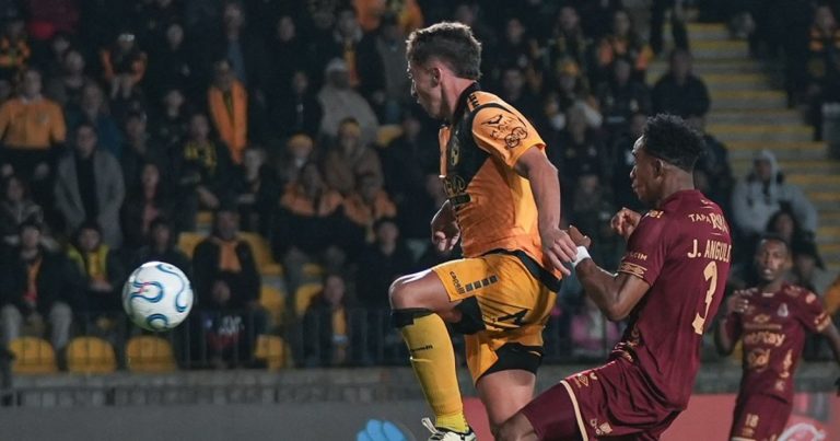 Coquimbo Unido golea 3-0 a Deportes Tolima y asegura su pase a octavos de final de la Libertadores
