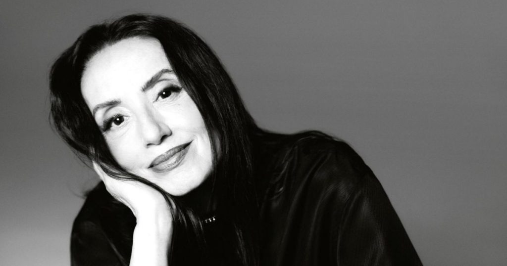 Luz Casal regresará a Chile con su gira “Me voy a permitir”: revisa fechas y venta de entradas