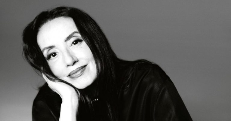 Luz Casal regresará a Chile con su gira “Me voy a permitir”: revisa fechas y venta de entradas
