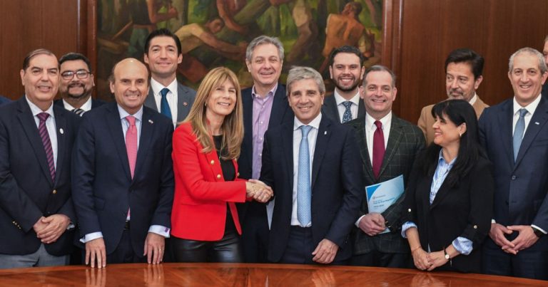 Ministra Rincón impulsa agenda de integración energética entre Chile y Argentina durante visita oficial