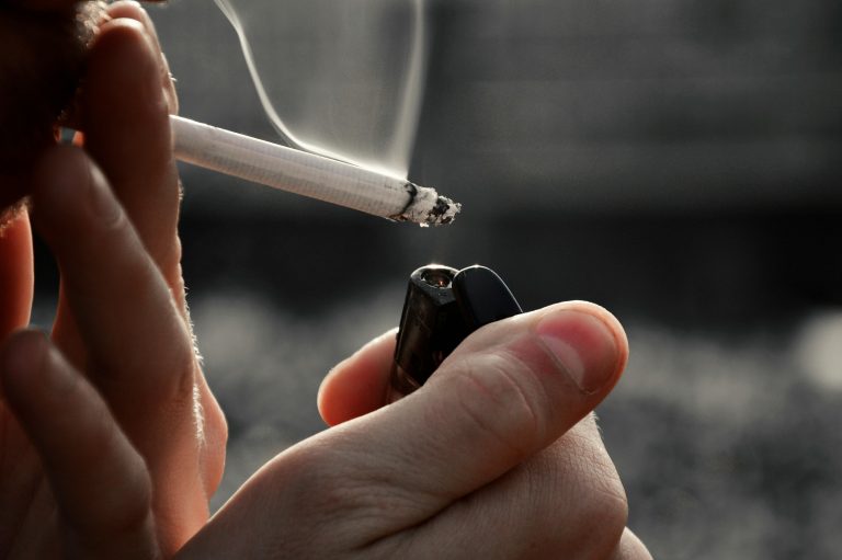 Día Mundial Sin Tabaco: Advierten que ingresos por infarto aumentaron un 38% en 2025