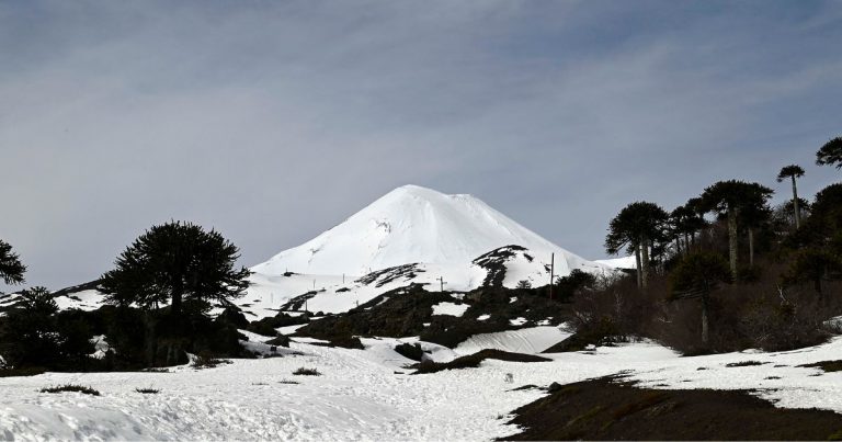 Hallan cuerpo de joven desaparecida en Volcán Llaima: Cayó 600 metros