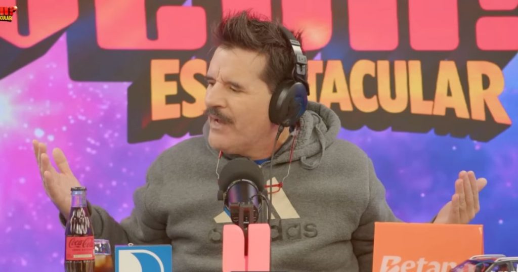 “Si no hay villano no hay película”: Vasco Moulian responde tras ser captado usando el celular en “Fiebre de Baile”