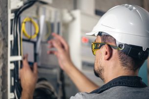 Comercio lidera ofertas de empleo en mayo: algunos cargos superan los $2 millones
