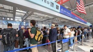 Estados Unidos endurece controles por brote de ébola y suspende visas tras alerta internacional