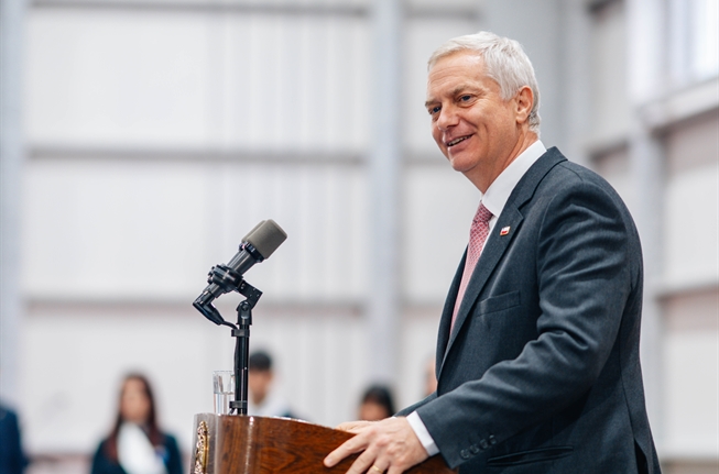 Presidente Kast inaugura remodelación del Liceo Politécnico de Calbuco