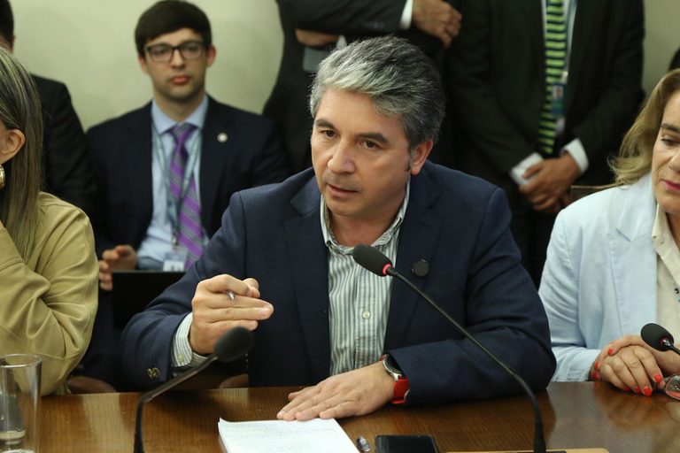 Diputado UDI apoya comisión investigadora para esclarecer paradero de niños haitianos