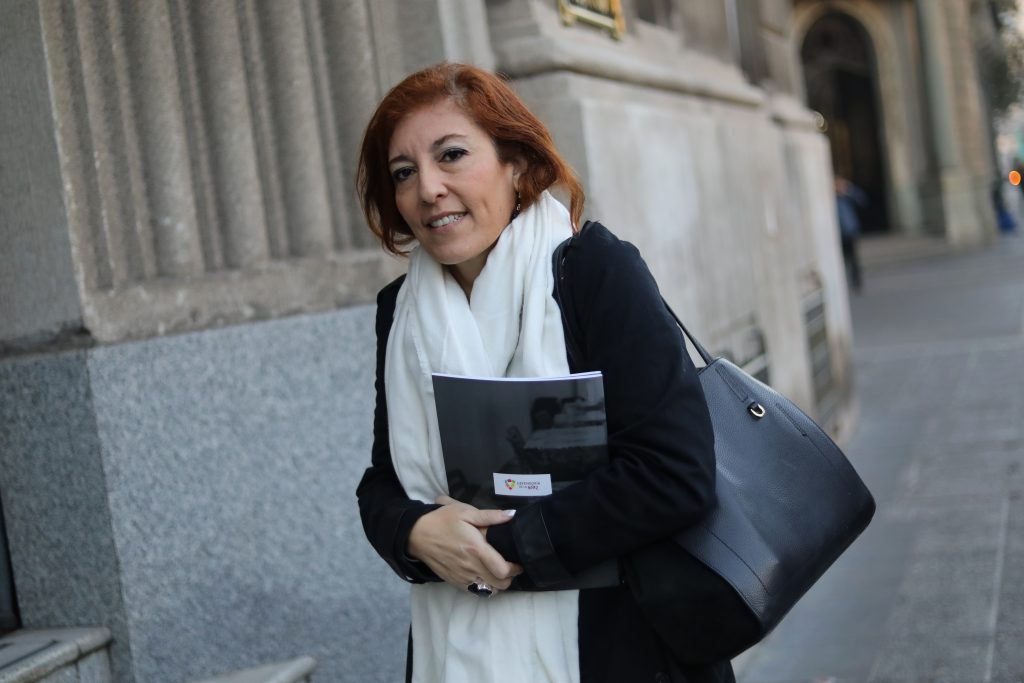 Exdefensora de la Niñez alerta por posible red de tráfico en casos de niños haitianos