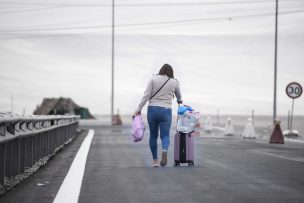 Kast anuncia Plan Retorno para incentivar salida de inmigrantes ilegales de Chile