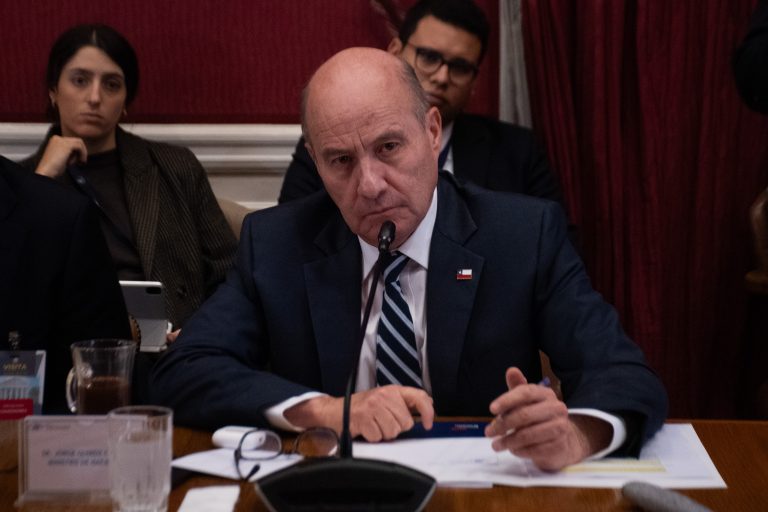 Ministro Quiroz descarta impuesto al patrimonio: 