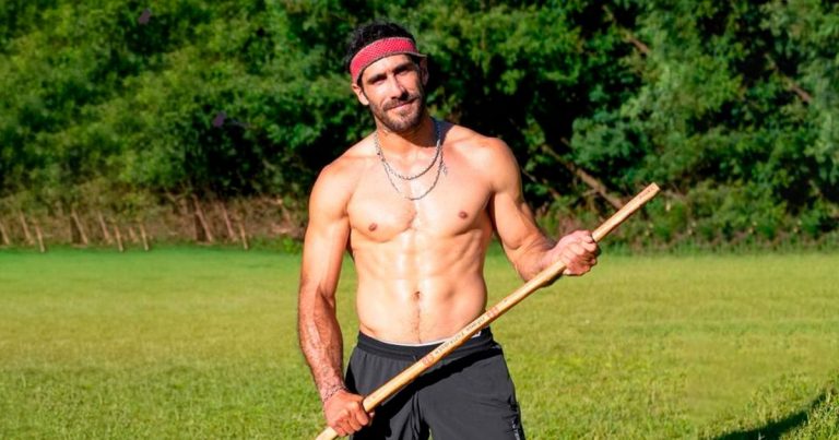Pedro Astorga vuelve a la TV con desafiante expedición en “El clan”: “He viajado por todo el mundo buscando cascadas”