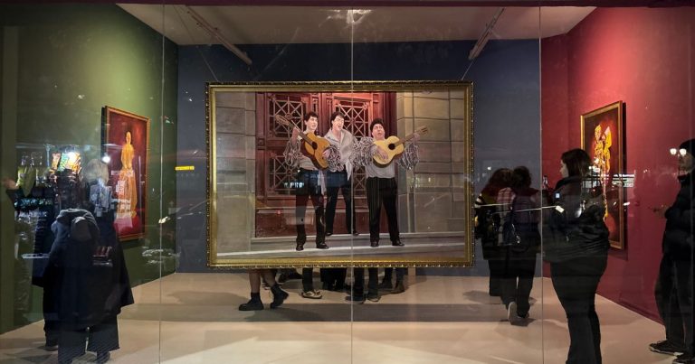 “Volver al Paseo Ahumada”: la exposición gratuita que invita a redescubrir el centro de Santiago