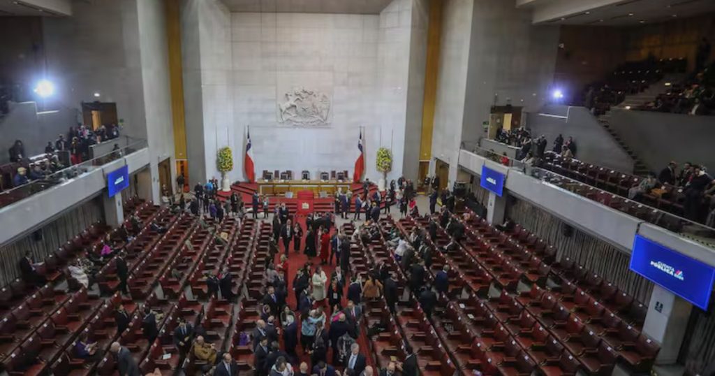 Presidente Kast rompió una tendencia en su primera Cuenta Pública: cuánto duró y cómo queda en la historia reciente