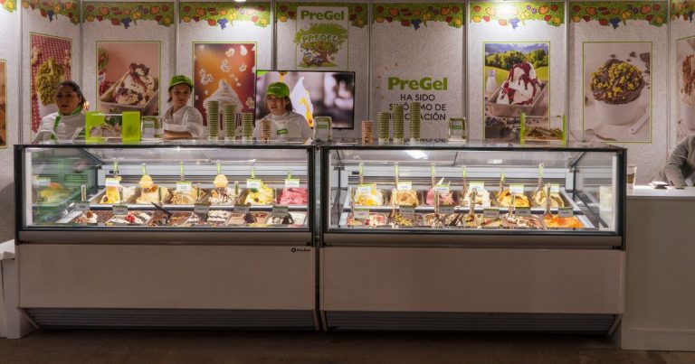 Latam Bajo Cero 2026 buscará romper récord con más de 3.500 personas comiendo helado a la vez