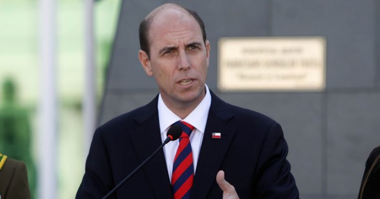 Gobierno respalda debate por 