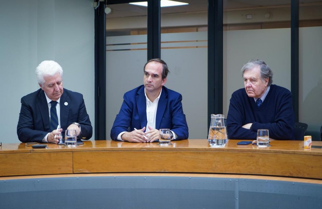 SalmonChile viajará a Washington para evitar arancel de 12,5% al salmón chileno