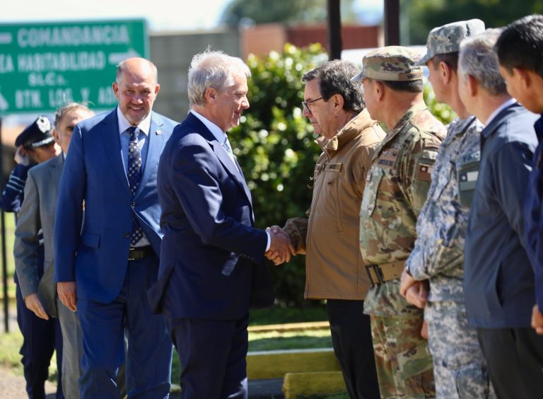 Presidente Kast destaca rol del Ejército en control fronterizo y construcción de zanjas en pasos clandestinos