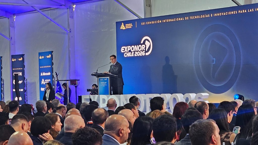 Gobierno destaca Ley MAS y Proyecto de Reconstrucción para reactivar minería en Exponor