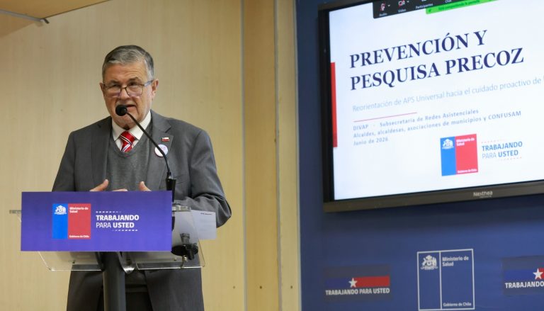 Gobierno lanza estrategia de pesquisa universal para detectar tres tipos de cáncer de forma precoz