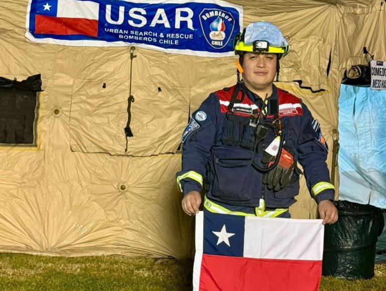 Bombero de Talcahuano se suma a misión internacional que viaja a Venezuela tras terremotos
