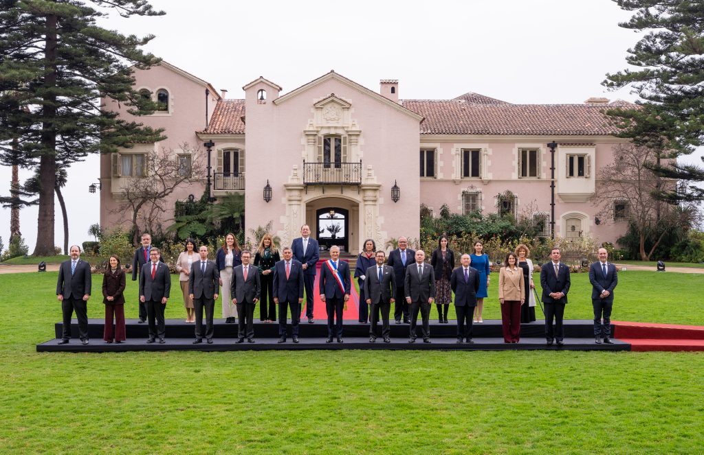 Presidente Kast reunió a sus ministros en tradicional foto oficial previa a la Cuenta Pública
